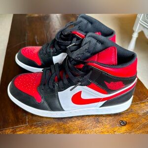 NIKE Air Jordan 1 Mid Shoes Men’s Size 11